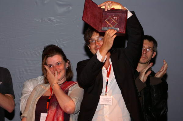 * Le Prix du Public 2008 / Papillon d'Argent a été décerné au film 'Pleure en Silence' de John Gabriel Biggs *