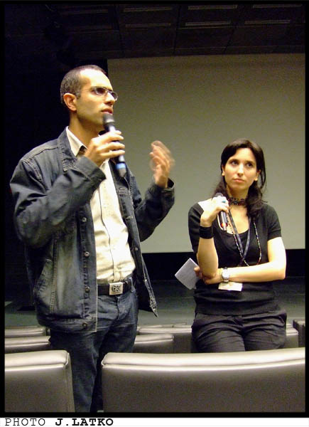 * HADY ZACCAK et HELENE TUENI  lors du débat après la projection de son film : 'La Guerre de la Paix' (2007) à L'Auditorium du Palais des Beaux Arts de Lille - Juin 2007 - Festival International du Film Indépendant #3 *