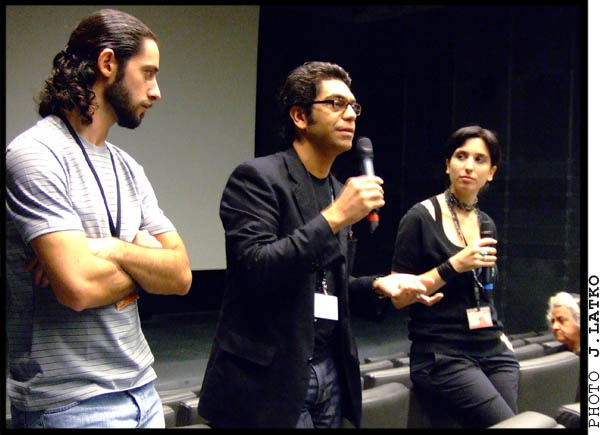 * ELIE MITRI, MICHEL KAMMOUN et HELENE TUENI lors du débat après la projection du film 'Falafel' - Juin 2007 - Festival International du Film Indépendant #3 * 