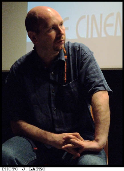* FREDERIC COUSIN (Intervenant et Programmateur) Débat avant la projection d'OMNIBUS 174' - CINEMA L'UNIVERS - Juin 2007 - Festival International du Film Indépendant #3 * 